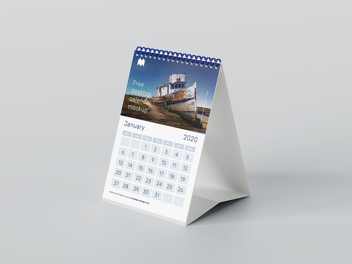 Free A5 Desk Calendar Mockup