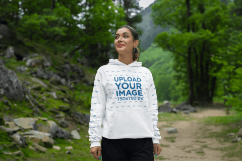 Free outdoor Gildan pullover hoodie mockup